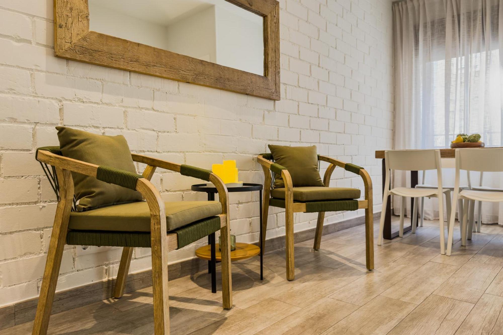 Novus Homes Barcelona Santa Eulalia Οσπιταλέτ ντε Λιοβρεγάτ Εξωτερικό φωτογραφία