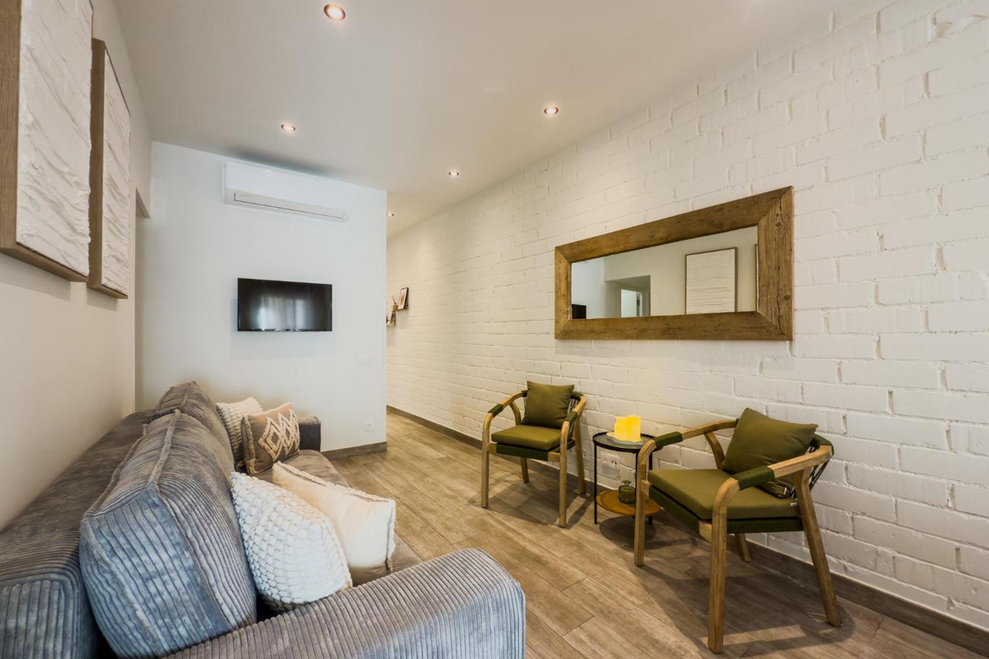 Novus Homes Barcelona Santa Eulalia Οσπιταλέτ ντε Λιοβρεγάτ Εξωτερικό φωτογραφία