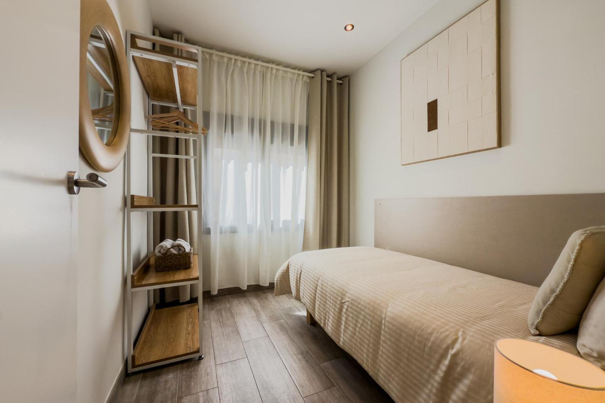 Novus Homes Barcelona Santa Eulalia Οσπιταλέτ ντε Λιοβρεγάτ Εξωτερικό φωτογραφία